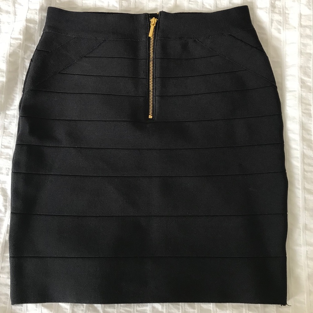BEBE skirt